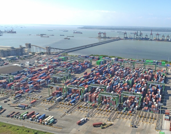 Global Shipping Network